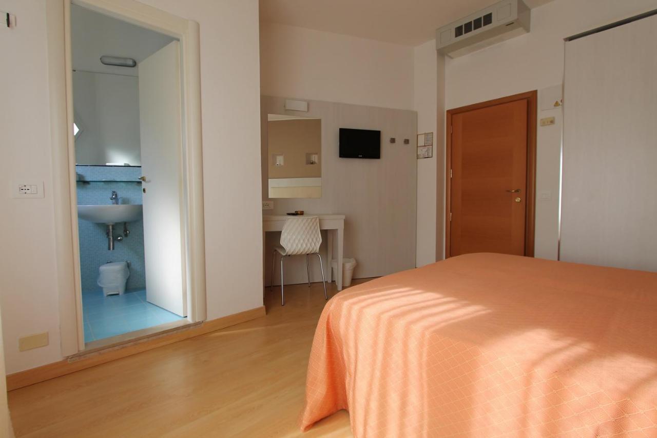 Hotel Escorial Cervia Eksteriør bilde
