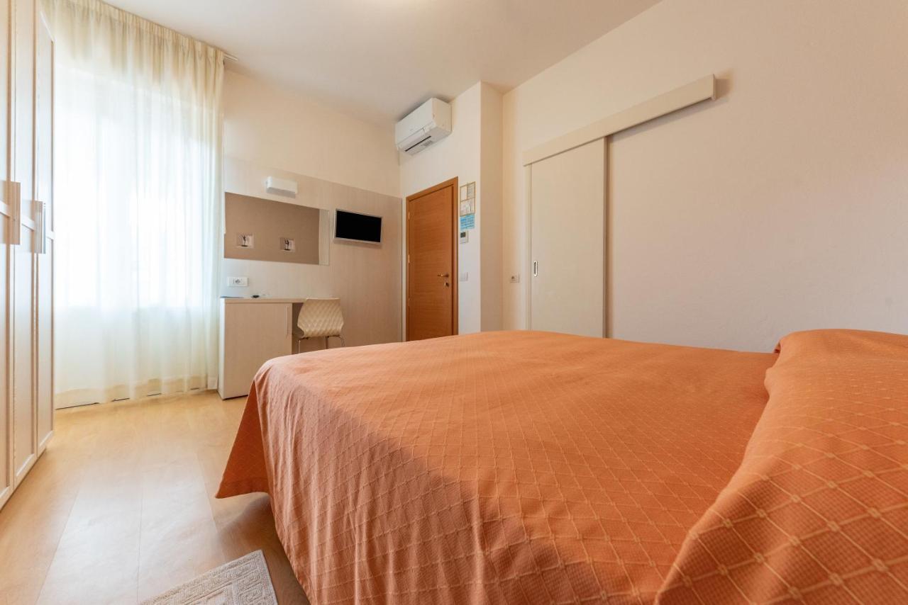 Hotel Escorial Cervia Eksteriør bilde