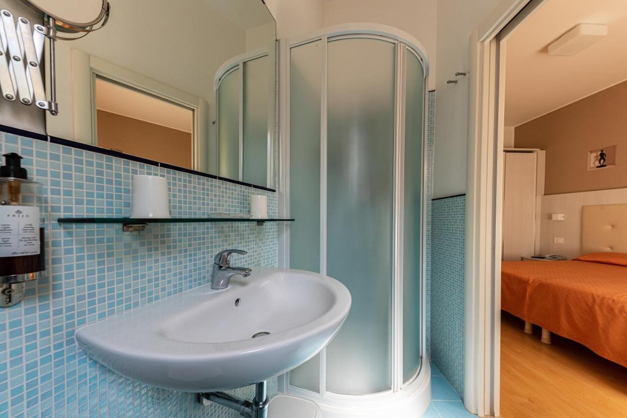 Hotel Escorial Cervia Eksteriør bilde