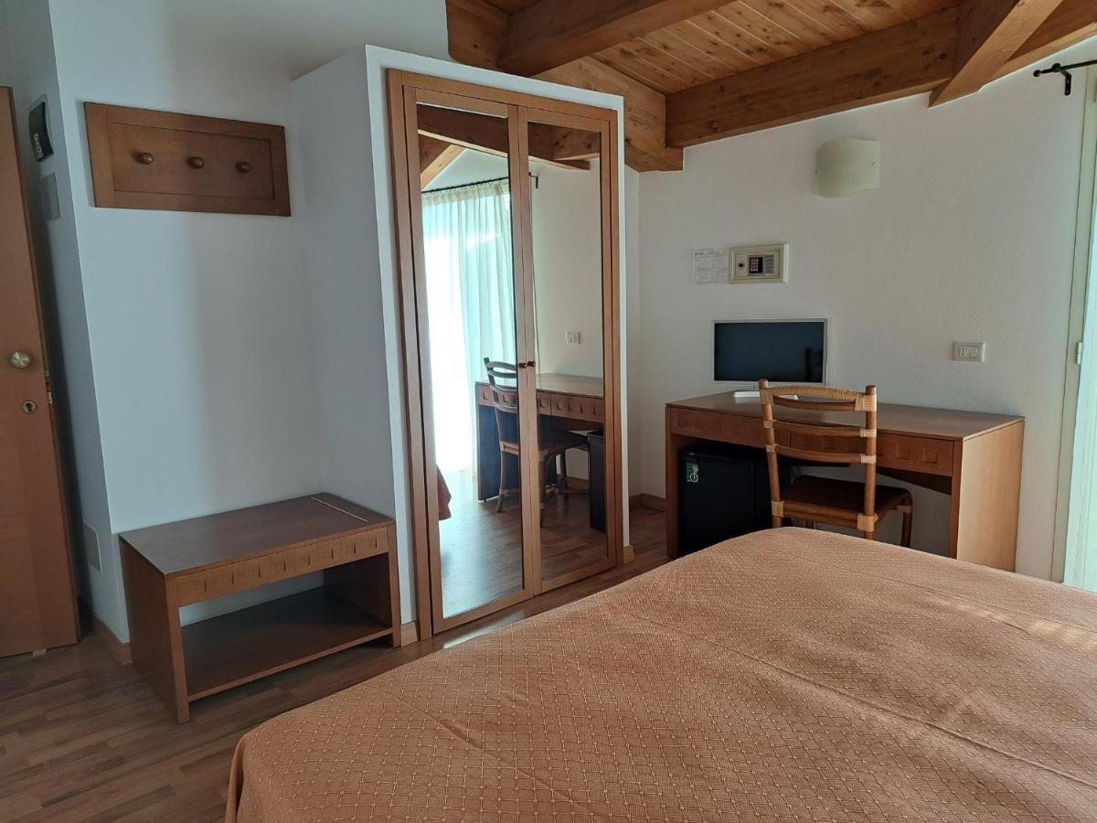 Hotel Escorial Cervia Eksteriør bilde