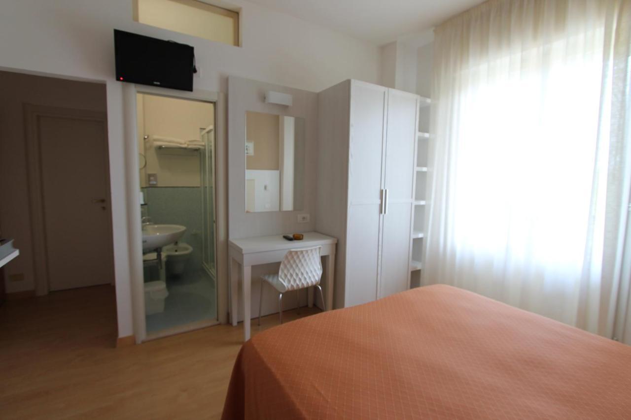 Hotel Escorial Cervia Eksteriør bilde